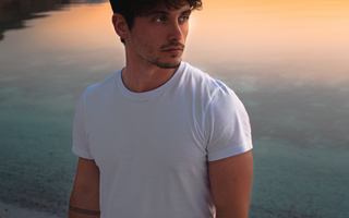 How to Keep Your Wardrobe Sustainable | Fresh Clean Tees