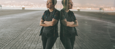 5 Tips for Transmasculine People Looking to Use Basic Wear to Their Advantage