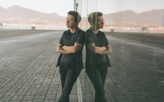 5 Tips for Transmasculine People Looking to Use Basic Wear to Their Advantage
