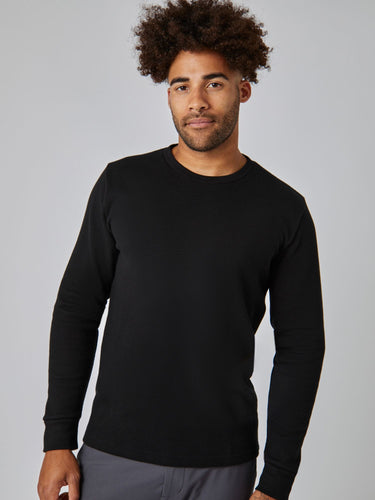 Joe is 6', 180LBS and wears a size L # Model in Black Thermal Size Large | Fresh Clean Threads