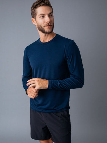 Joe is 6'2, 177LBS and wears a size L # Men's Best Sellers Performance Long Sleeve Crew Pack | Fresh Clean Threads