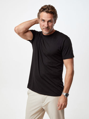 Ariel is 6'1, 175lbs and wears a size M # Best Sellers Crew T-Shirt 6-Pack with Black | Fresh Clean Threads