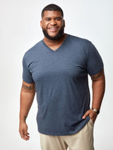 Steven is 6', 275lbs and wears a size 3XL # Steven is wearing the Navy V Neck from the Summer Basics 3 - Pack | Fresh Clean Threads Canada