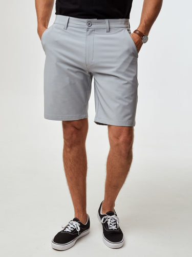 Joe is 6'2, 177LBS and wears a size 32x9 # Cloud Grey Everyday Shorts 2.0 | 9" inseam | Fresh Clean Threads
