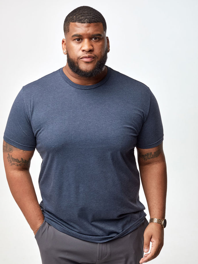 Steven is 6', 275lbs and wears a size 3xl # Basic Pack Monthly Subscription | Fresh Clean Threads