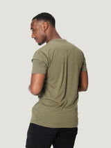 Darius is 6'1, 180lbs and wears size m #