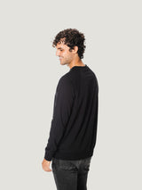 navid is 6'1, 165lbs and wears size m #