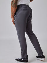 Joe is 6', 180LBS and wears a size 32x30 # Graphite Stretch Tech Pant with Pockets | Fresh Clean Threads